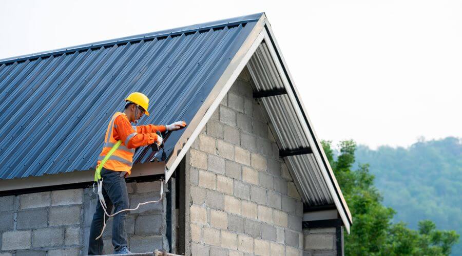 Expert new roof installation services in Battle Creek, MI